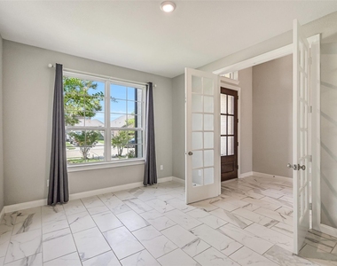 2641 Summer Indigo Trail - Photo Thumbnail 6
