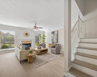 1515 Brazos Gate Drive - Photo Thumbnail 5