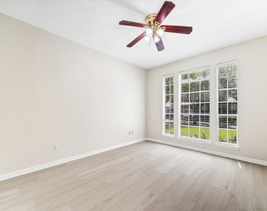 1515 Brazos Gate Drive - Photo Thumbnail 19