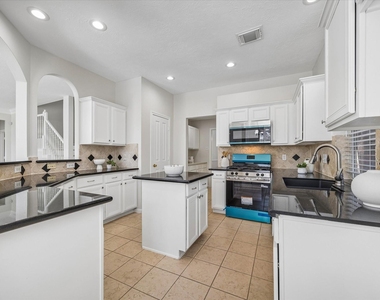 1515 Brazos Gate Drive - Photo Thumbnail 10