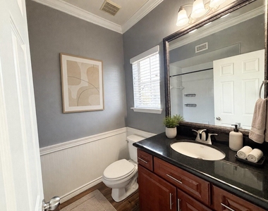 9200 Westheimer Road - Photo Thumbnail 11
