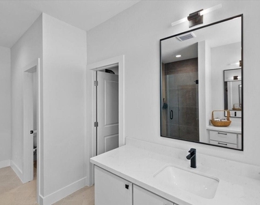 530 Janisch Road - Photo Thumbnail 13