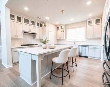 2342 Fresh Flower Way - Photo Thumbnail 3