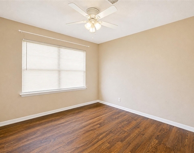 3205 Hays Street - Photo Thumbnail 15