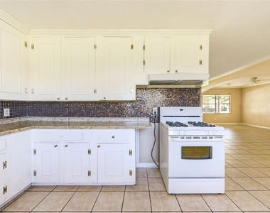 3205 Hays Street - Photo Thumbnail 30