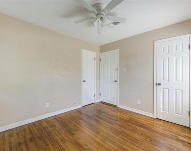 3205 Hays Street - Photo Thumbnail 24