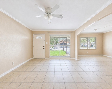 3205 Hays Street - Photo Thumbnail 11