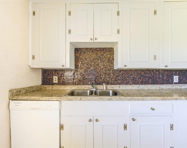 3205 Hays Street - Photo Thumbnail 29