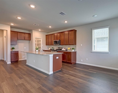 21450 Holly Heights Road - Photo Thumbnail 5