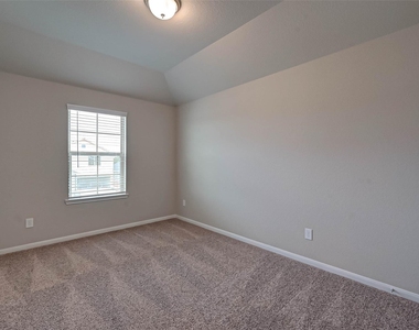 21450 Holly Heights Road - Photo Thumbnail 23