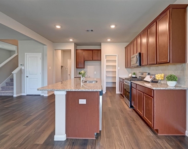 21450 Holly Heights Road - Photo Thumbnail 7