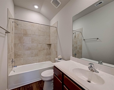 21450 Holly Heights Road - Photo Thumbnail 12