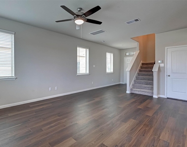 21450 Holly Heights Road - Photo Thumbnail 2