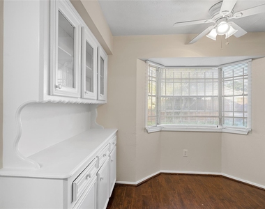 11007 Gatlinburg Drive - Photo Thumbnail 8