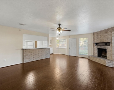 11007 Gatlinburg Drive - Photo Thumbnail 12
