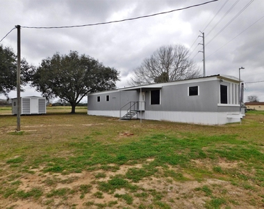 1607 Mallard Lane - Photo Thumbnail 8