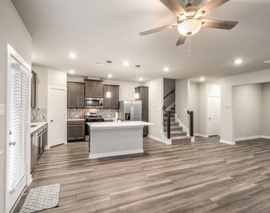8209 Rising Stream Drive - Photo Thumbnail 12