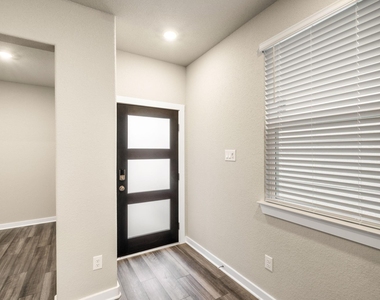 8209 Rising Stream Drive - Photo Thumbnail 6