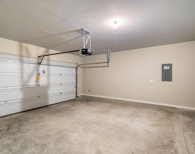 8209 Rising Stream Drive - Photo Thumbnail 18