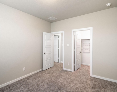 8209 Rising Stream Drive - Photo Thumbnail 32