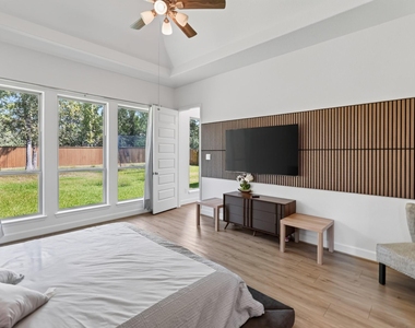 413 Brackendale Court - Photo Thumbnail 16