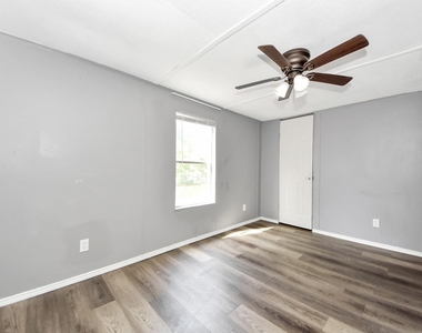 14009 Rustic Lane - Photo Thumbnail 28