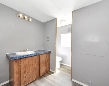 14009 Rustic Lane - Photo Thumbnail 20
