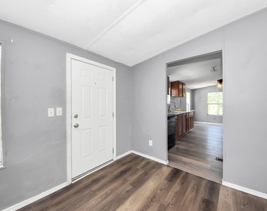 14009 Rustic Lane - Photo Thumbnail 5