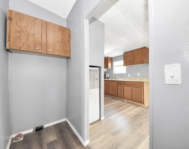 14009 Rustic Lane - Photo Thumbnail 19