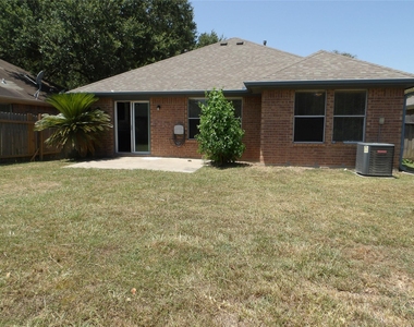 5914 Red River Drive - Photo Thumbnail 2