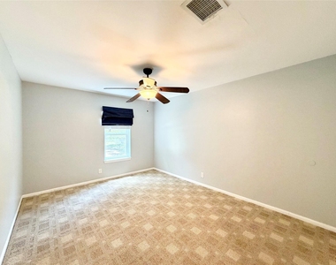 15126 Turkey Creek Drive - Photo Thumbnail 16