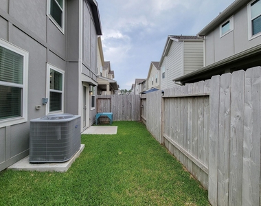 1510 Lakeline Oak Drive - Photo Thumbnail 41