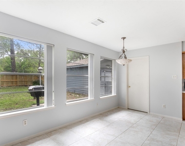 2130 Lake Hills Drive - Photo Thumbnail 14