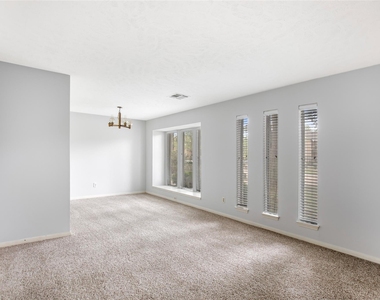 2130 Lake Hills Drive - Photo Thumbnail 6