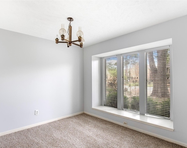 2130 Lake Hills Drive - Photo Thumbnail 9