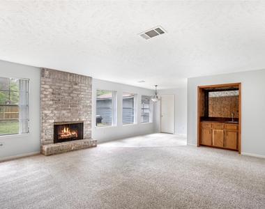 2130 Lake Hills Drive - Photo Thumbnail 18