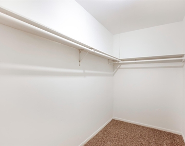 2130 Lake Hills Drive - Photo Thumbnail 24