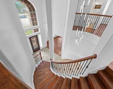 9422 Shelbourne Meadows Drive - Photo Thumbnail 26