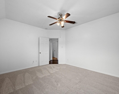 9422 Shelbourne Meadows Drive - Photo Thumbnail 34