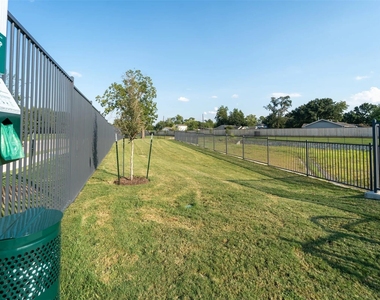 1690 North Loop - Photo Thumbnail 27