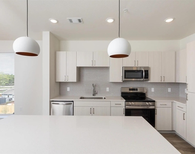 1690 North Loop - Photo Thumbnail 7