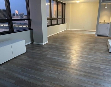 5150 Hidalgo Street - Photo Thumbnail 3