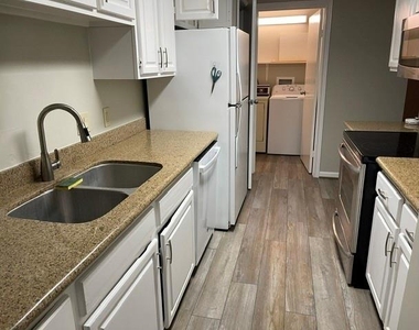 5150 Hidalgo Street - Photo Thumbnail 8