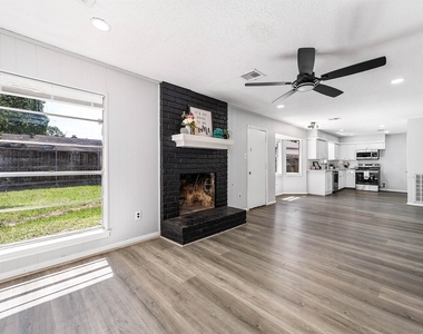 9014 Landwood Drive - Photo Thumbnail 13