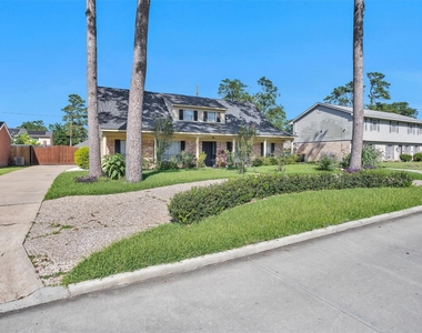 15010 Falling Creek Drive - Photo Thumbnail 2