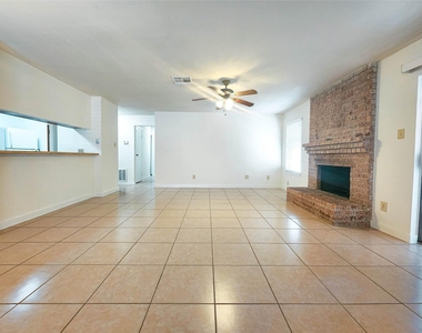 2 Redberry Court - Photo Thumbnail 5