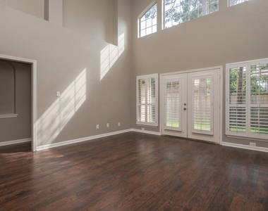 16031 Cassandra Park Street - Photo Thumbnail 12