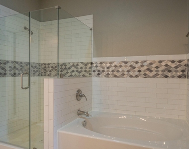 16031 Cassandra Park Street - Photo Thumbnail 14