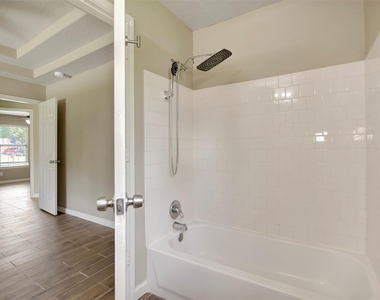 10731 Royal Terrell Drive - Photo Thumbnail 22