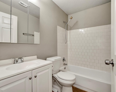 10731 Royal Terrell Drive - Photo Thumbnail 25